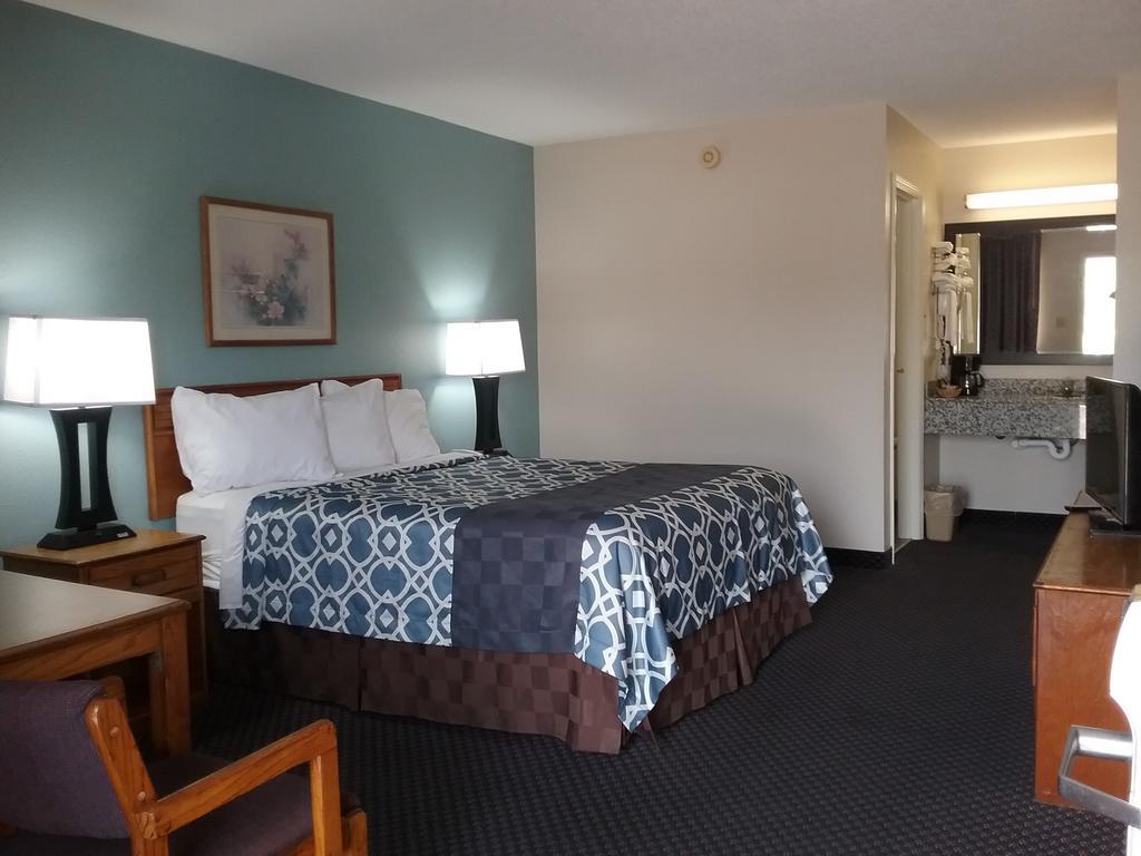 Americas Best Value Inn Blue Ridge Extérieur photo